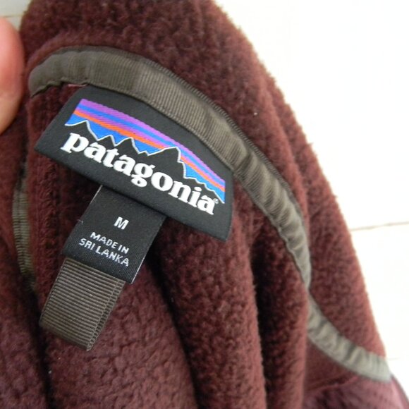 Patagonia Women's Retro Pile Jacket in Burgundy - Picture 6 of 7